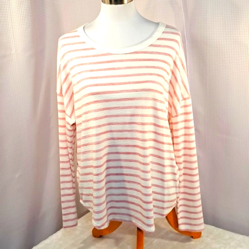 Time and Tru Long Sleeve Top